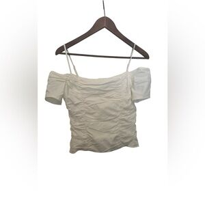 New Women’s ASTR the Label White Ruched Crop Top, size Medium